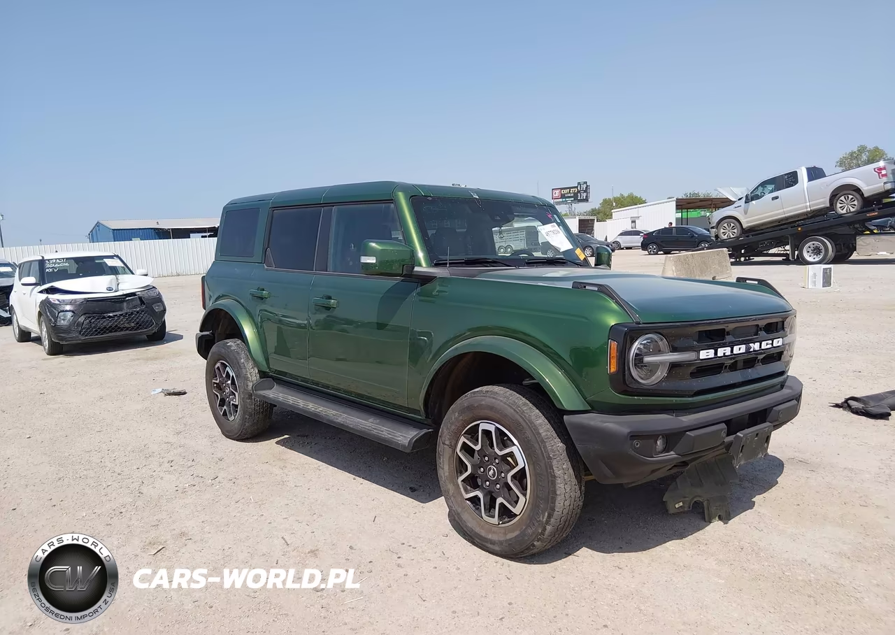 2025 Ford Bronco Outer Banks – zdjęcie 1 z 18