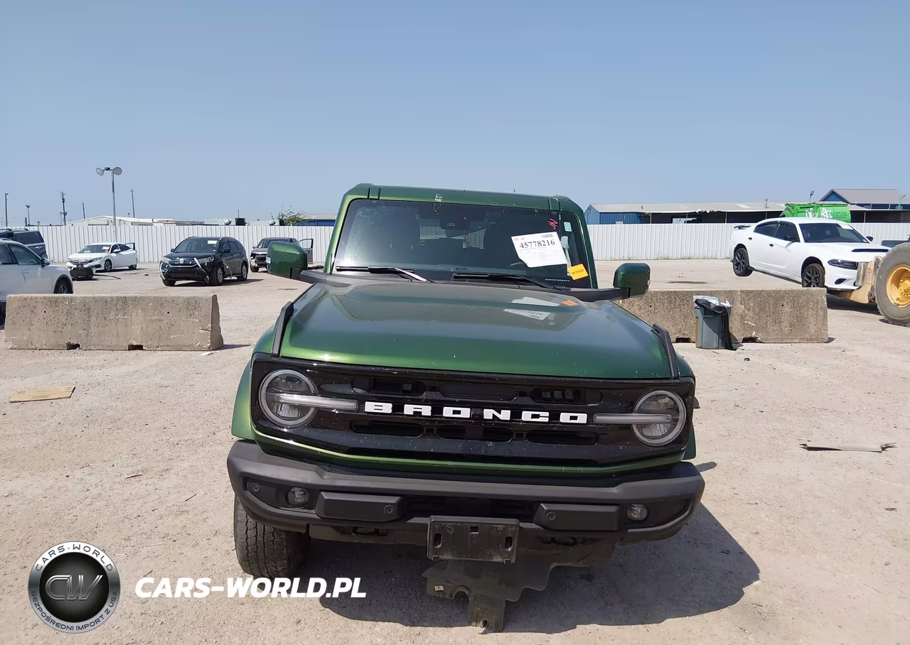 2025 Ford Bronco Outer Banks VIN:1FMEE8BP5SLB41272 - 13