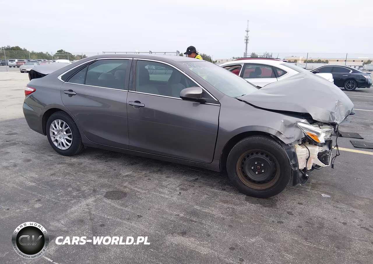 2017 Toyota Camry Le