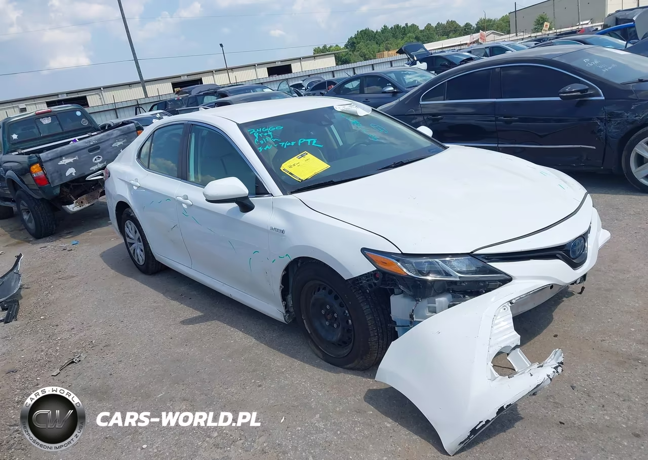 2020 Toyota Camry Le Hybrid VIN:4T1C31AK0LU539799 - 14