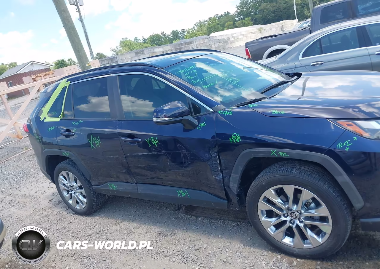 2022 Toyota Rav4 Xle Premium VIN:2T3A1RFV1NW308600 - 13