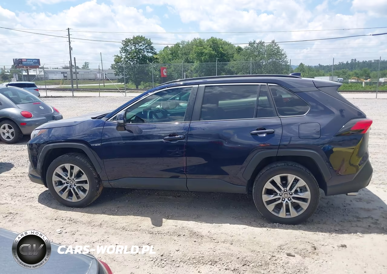 2022 Toyota Rav4 Xle Premium VIN:2T3A1RFV1NW308600 - 14