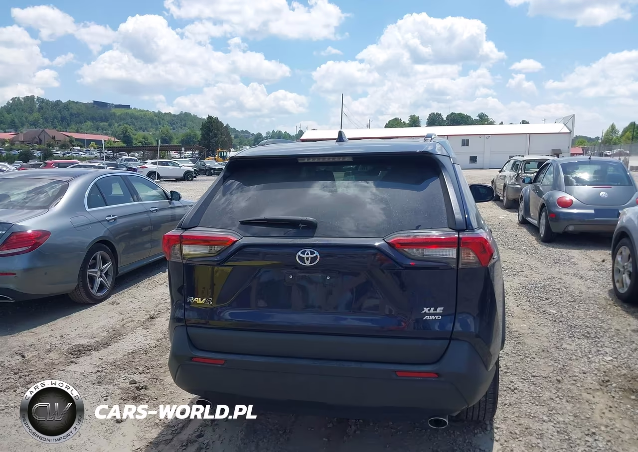 2022 Toyota Rav4 Xle Premium VIN:2T3A1RFV1NW308600 - 16