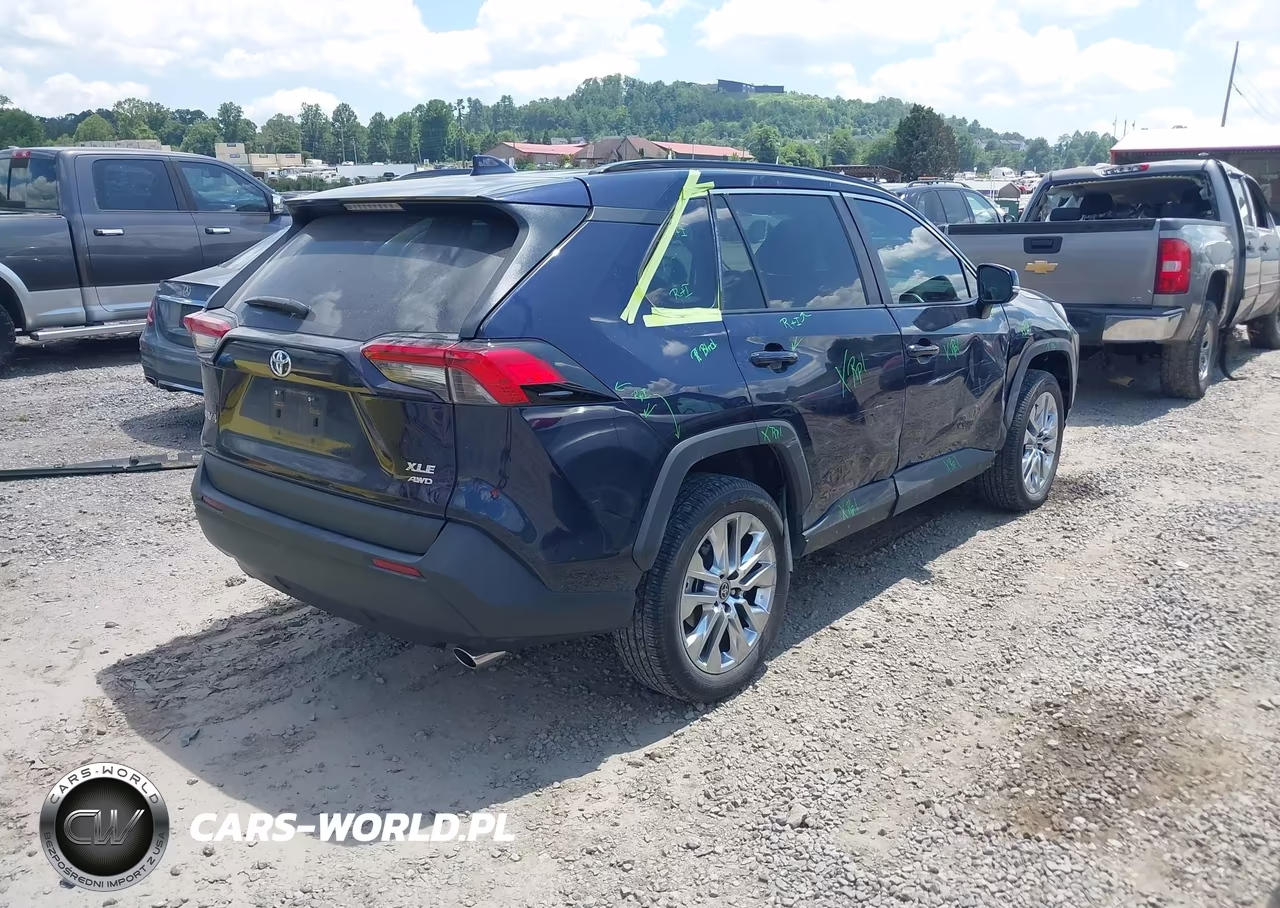 2022 Toyota Rav4 Xle Premium VIN:2T3A1RFV1NW308600 - 4