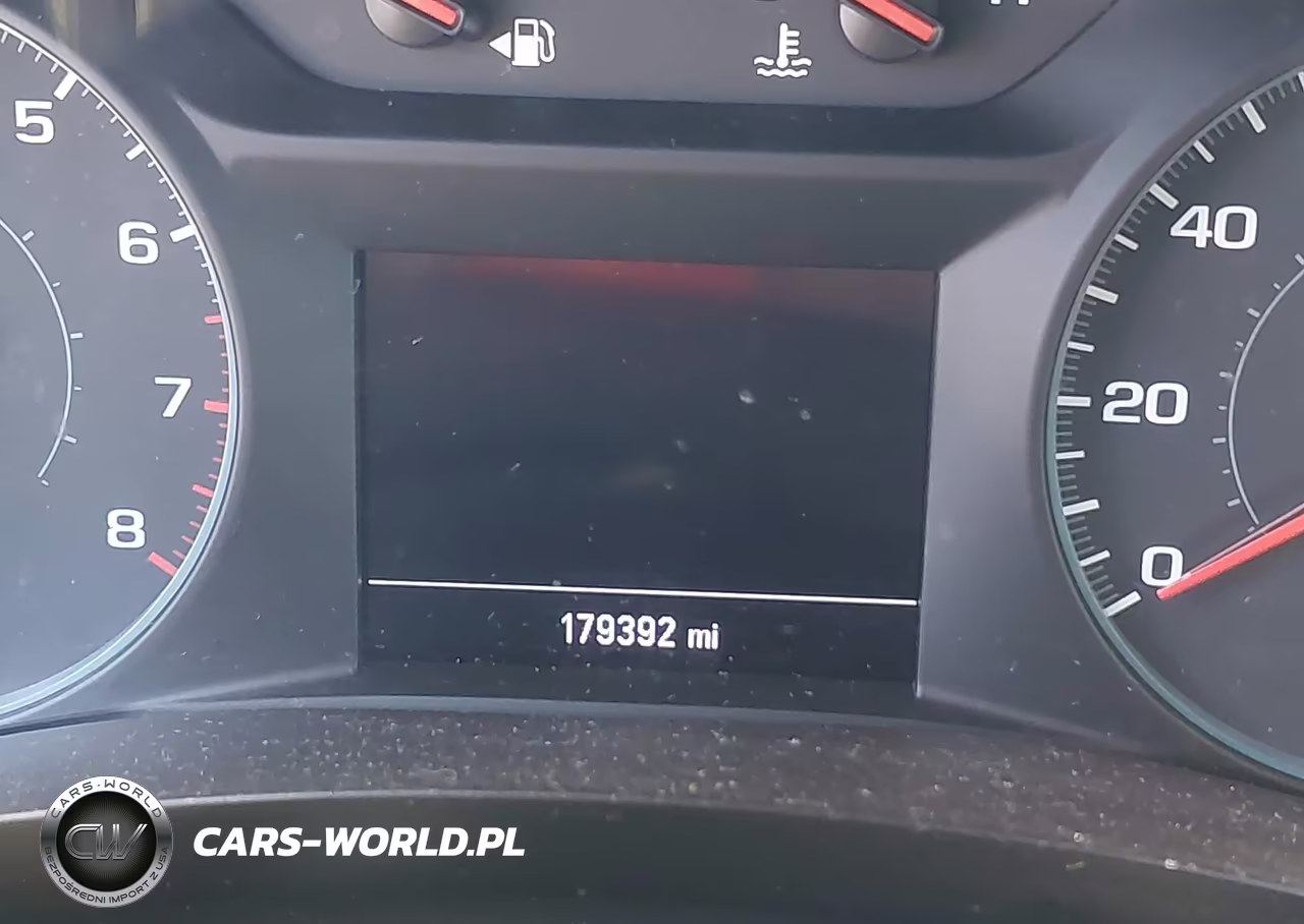 2018 Chevrolet Traverse Ls VIN:1GNEVFKW0JJ194740 - 16
