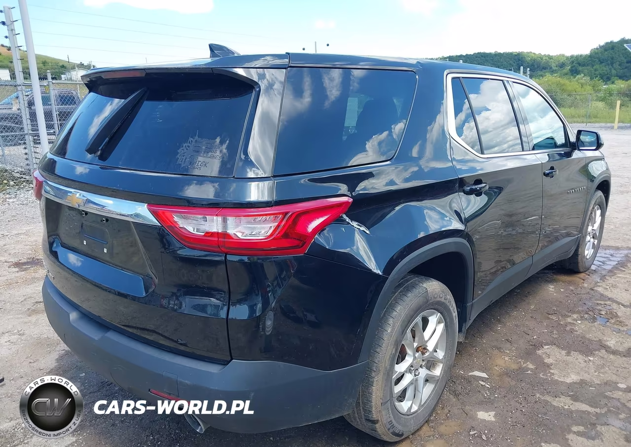 2018 Chevrolet Traverse Ls VIN:1GNEVFKW0JJ194740 - 4