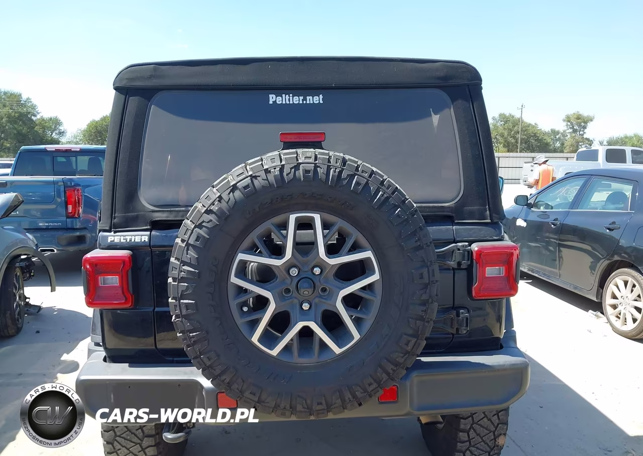2024 Jeep Wrangler 4-Door Sahara 4X4 VIN:1C4PJXEN7RW111664 - 16