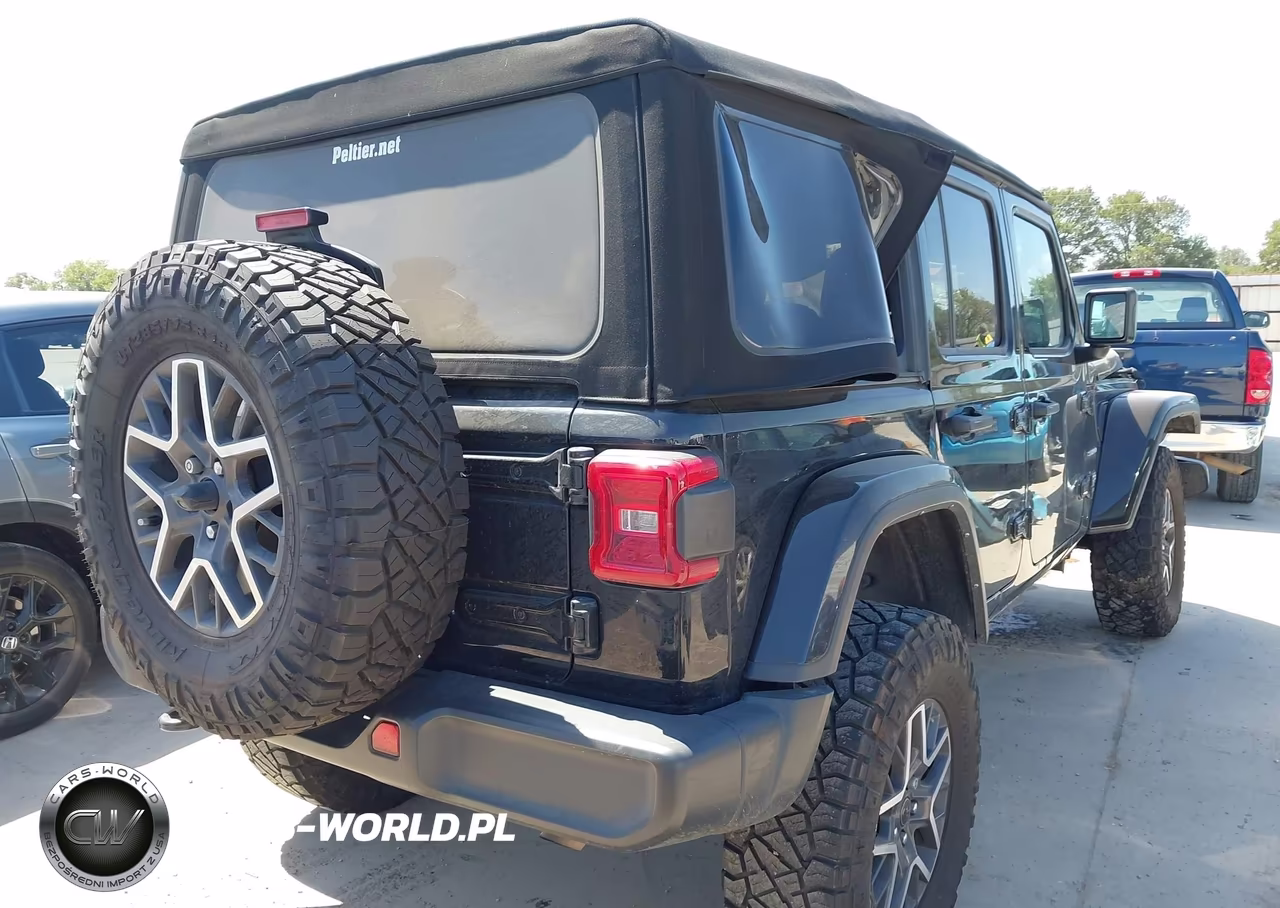 2024 Jeep Wrangler 4-Door Sahara 4X4 VIN:1C4PJXEN7RW111664 - 4