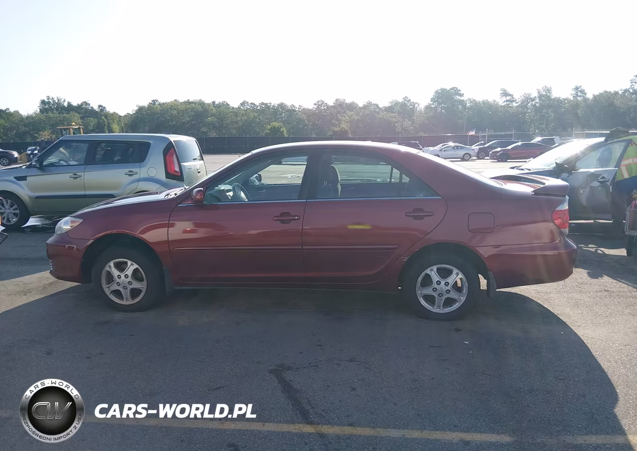 2006 Toyota Camry Le VIN:4T1BE32K06U144977 - 14
