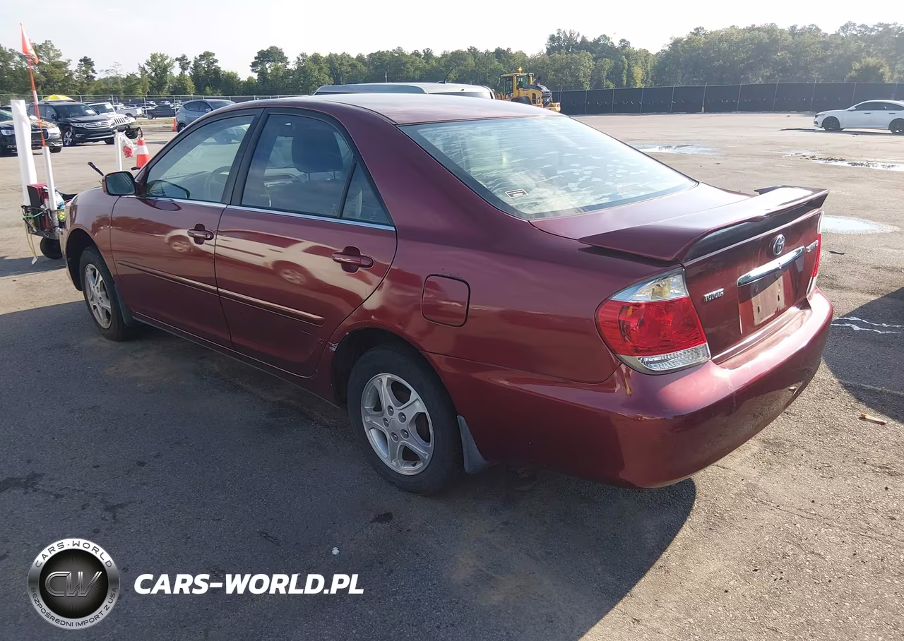 2006 Toyota Camry Le VIN:4T1BE32K06U144977 - 3