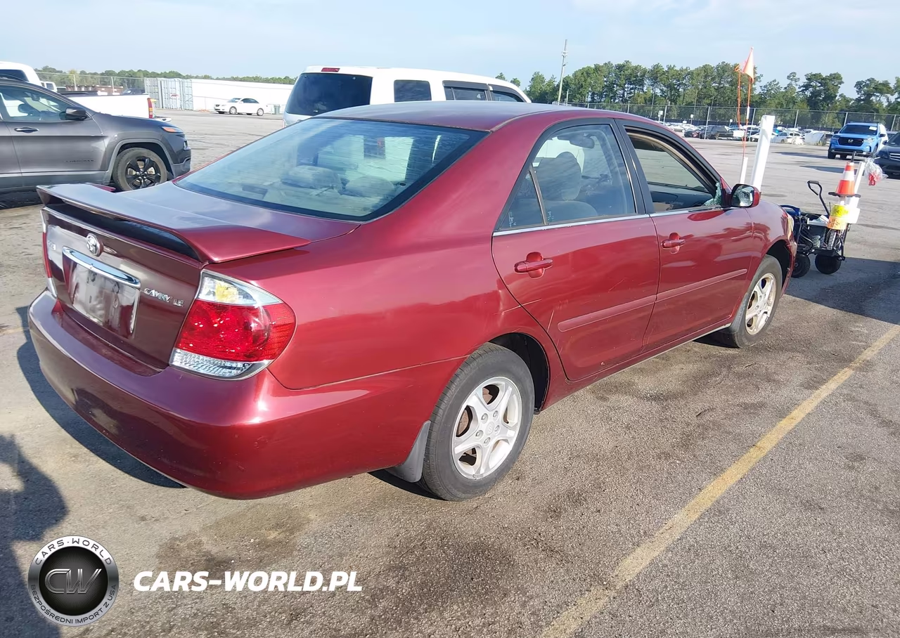 2006 Toyota Camry Le VIN:4T1BE32K06U144977 - 4