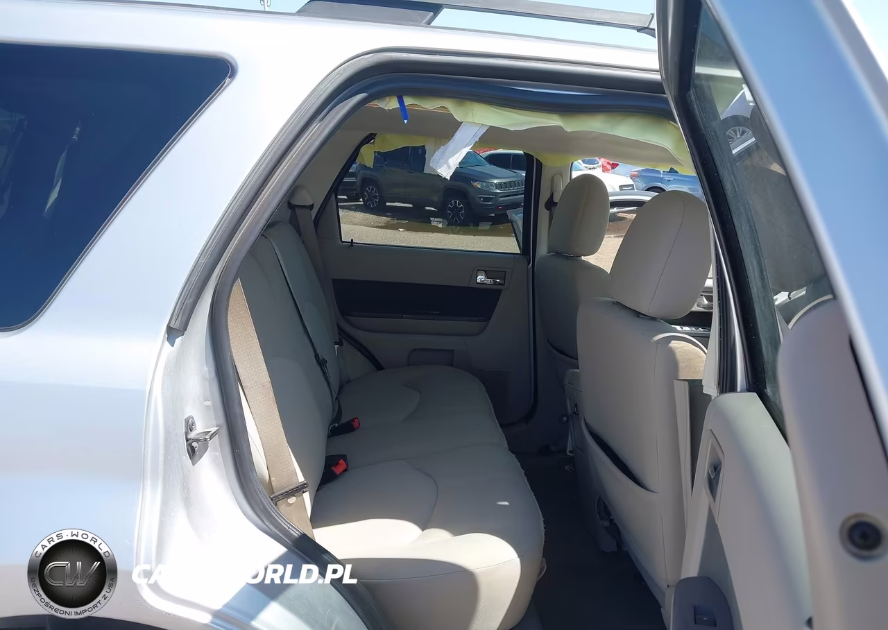 2010 Mercury Mariner VIN:4M2CN8BG3AKJ01038 - 8