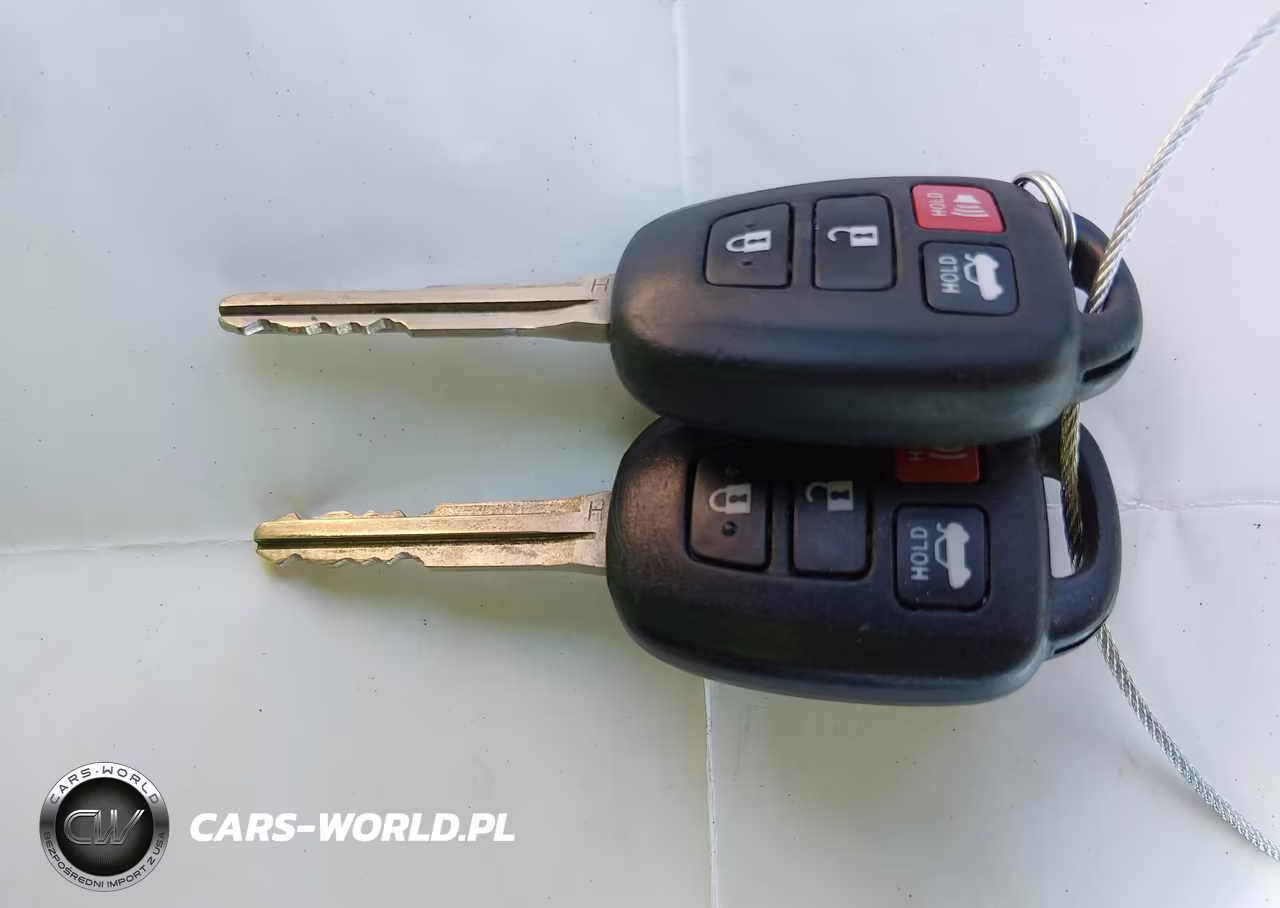 2015 Toyota Corolla S Plus VIN:5YFBURHEXFP330065 - 11