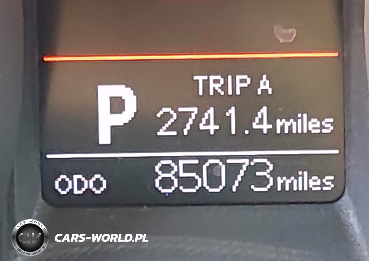 2015 Toyota Corolla S Plus VIN:5YFBURHEXFP330065 - 15