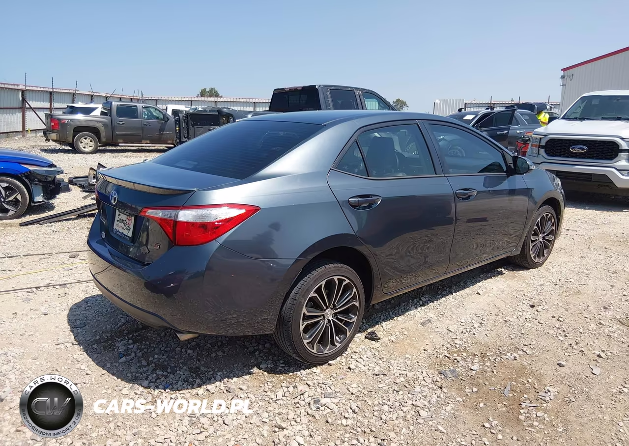 2015 Toyota Corolla S Plus VIN:5YFBURHEXFP330065 - 4