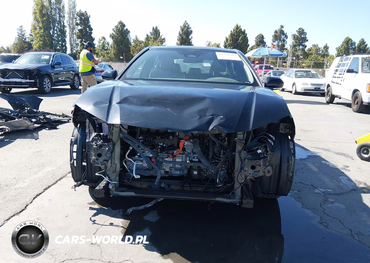 2025 Toyota Camry Se VIN:4T1DAACK9SU015928 - 13