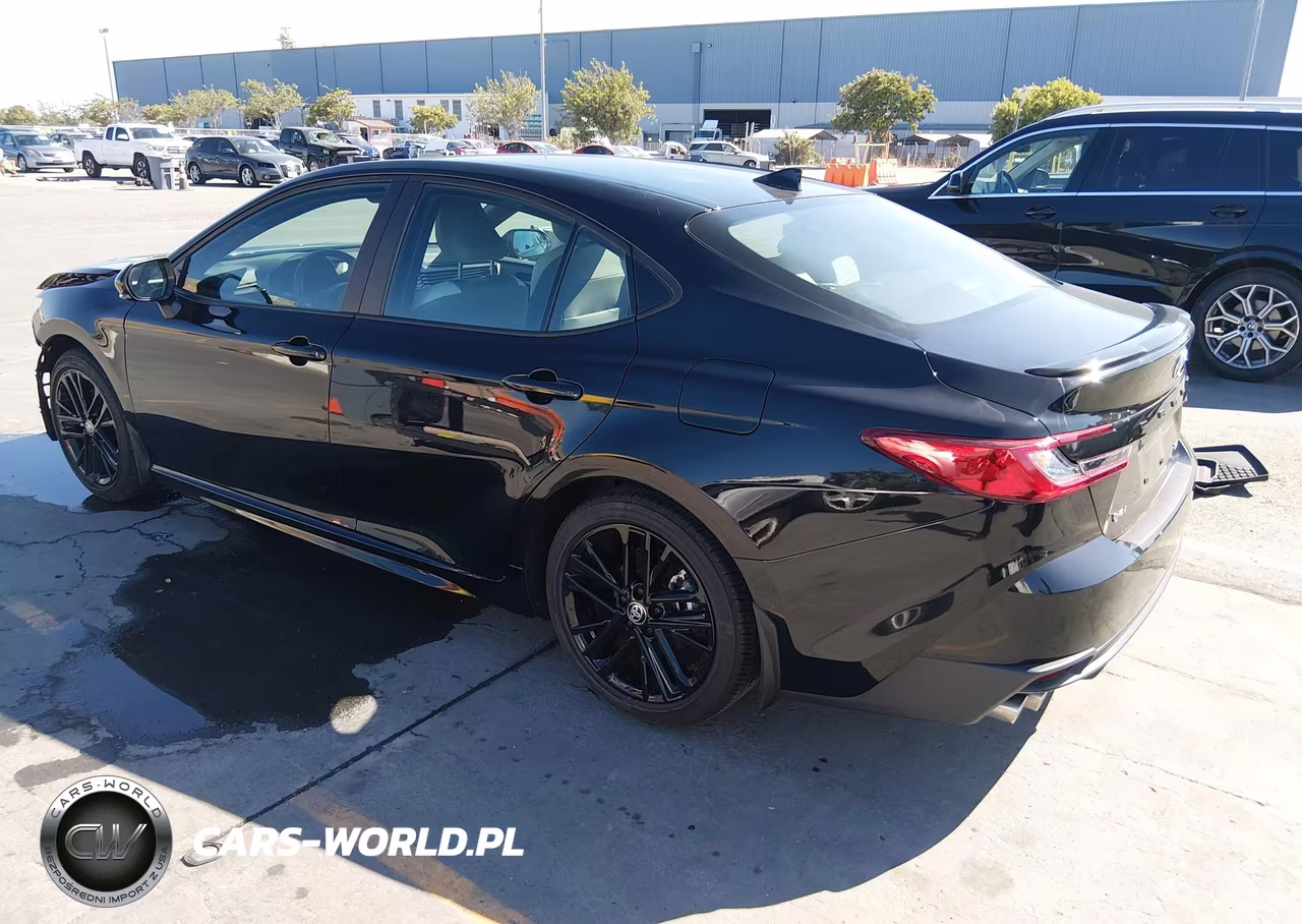 2025 Toyota Camry Se VIN:4T1DAACK9SU015928 - 3
