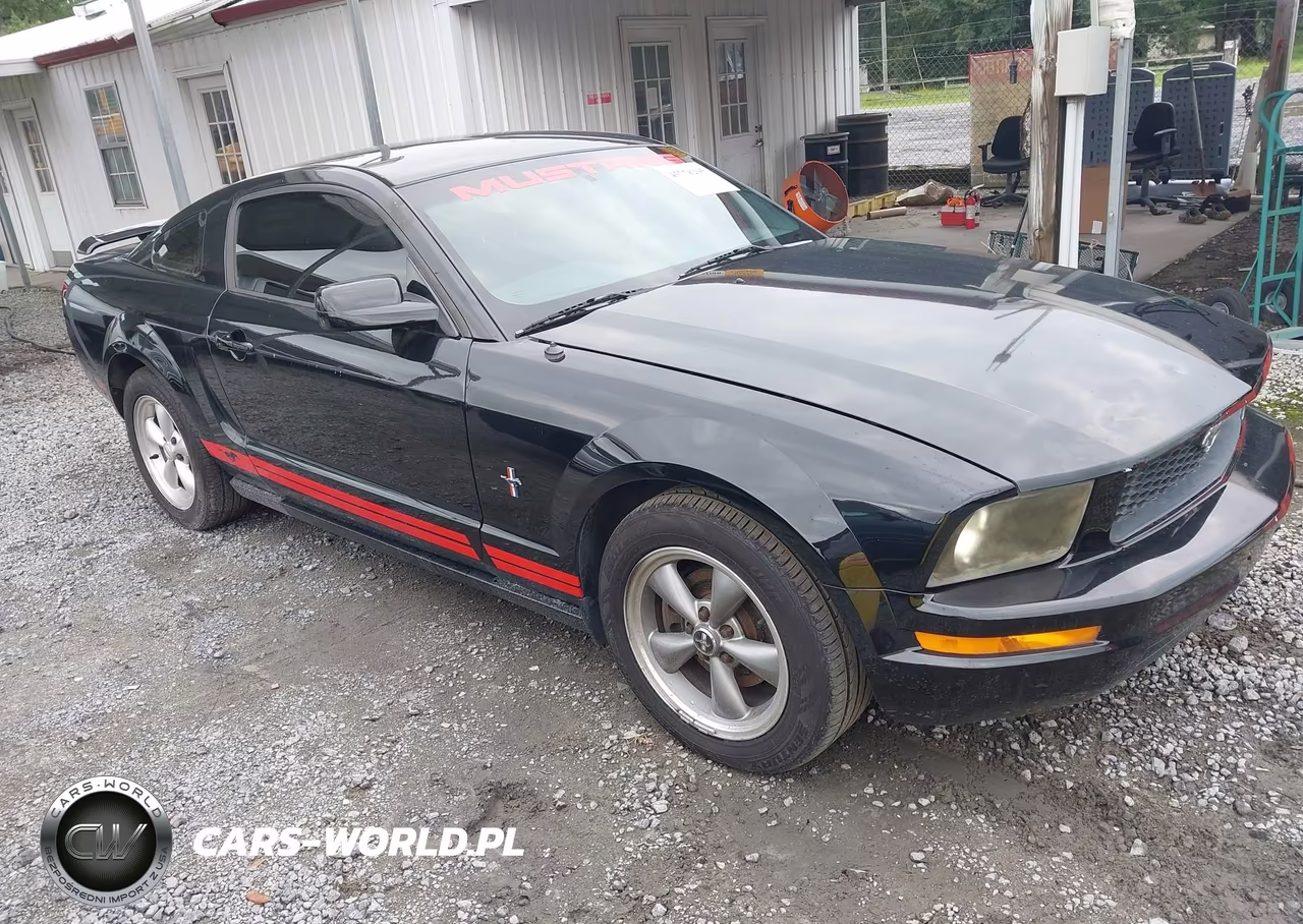 2007 Ford Mustang V6 Deluxe-V6 Premium