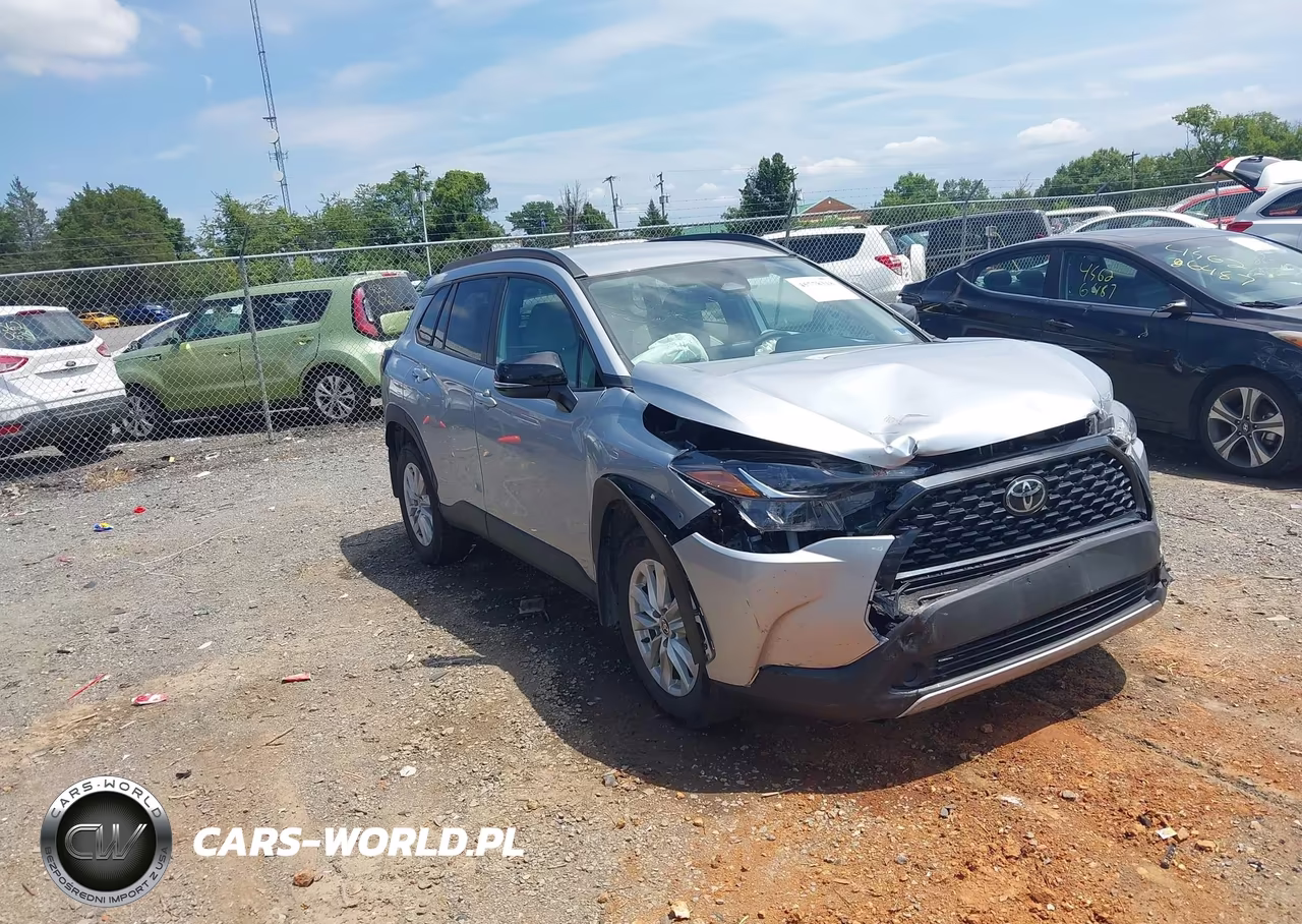 2025 Toyota Corolla Cross Le – zdjęcie 1 z 16