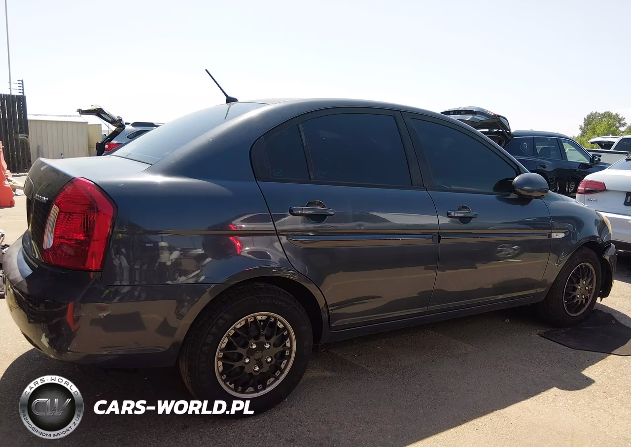 2007 Hyundai Accent Gls VIN:KMHCN46C87U117069 - 12