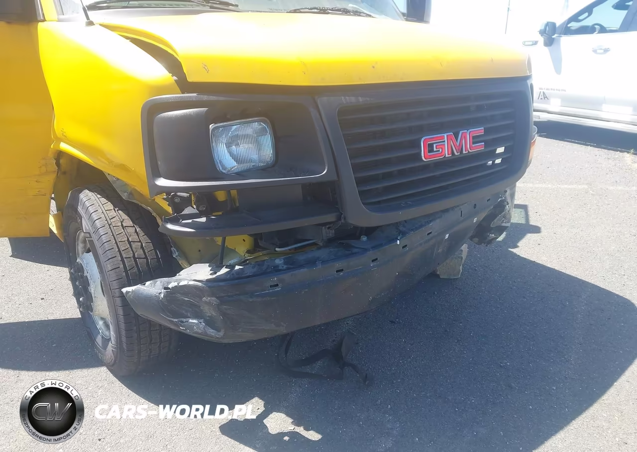 2017 GMC Savana Cutaway Work Van VIN:1GD37TCG7H1902794 - 11