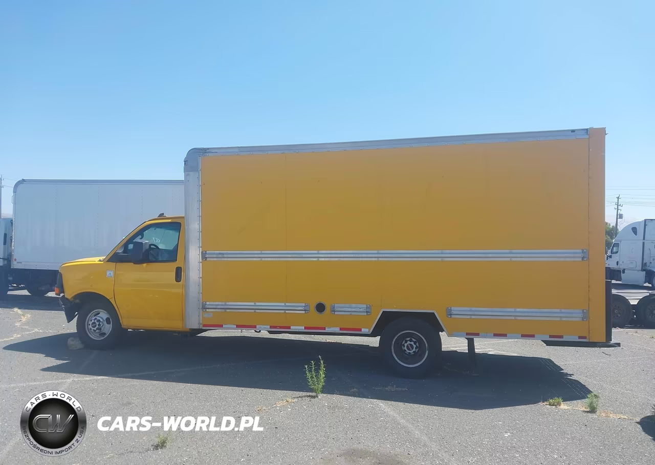 2017 GMC Savana Cutaway Work Van VIN:1GD37TCG7H1902794 - 14