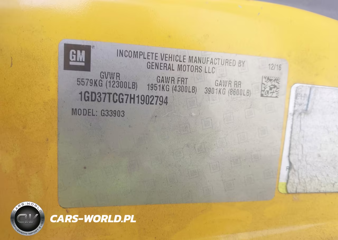 2017 GMC Savana Cutaway Work Van VIN:1GD37TCG7H1902794 - 8