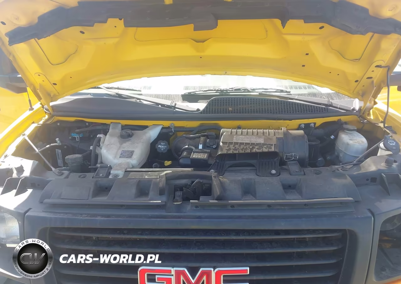 2017 GMC Savana Cutaway Work Van VIN:1GD37TCG7H1902794 - 9
