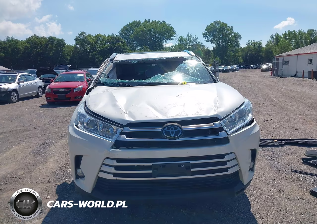 2018 Toyota Highlander Xle VIN:5TDJZRFH0JS556707 - 13