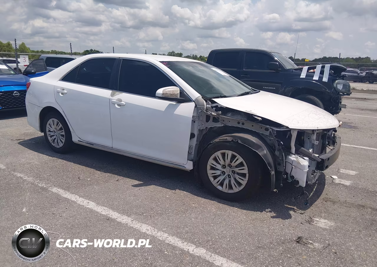 2014 Toyota Camry Le