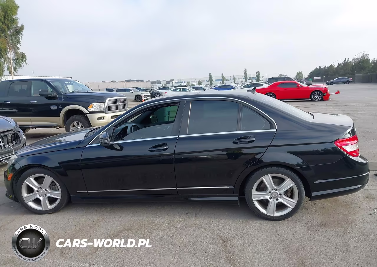 2011 Mercedes-Benz C 300 Sport VIN:WDDGF5EB0BF630465 - 14