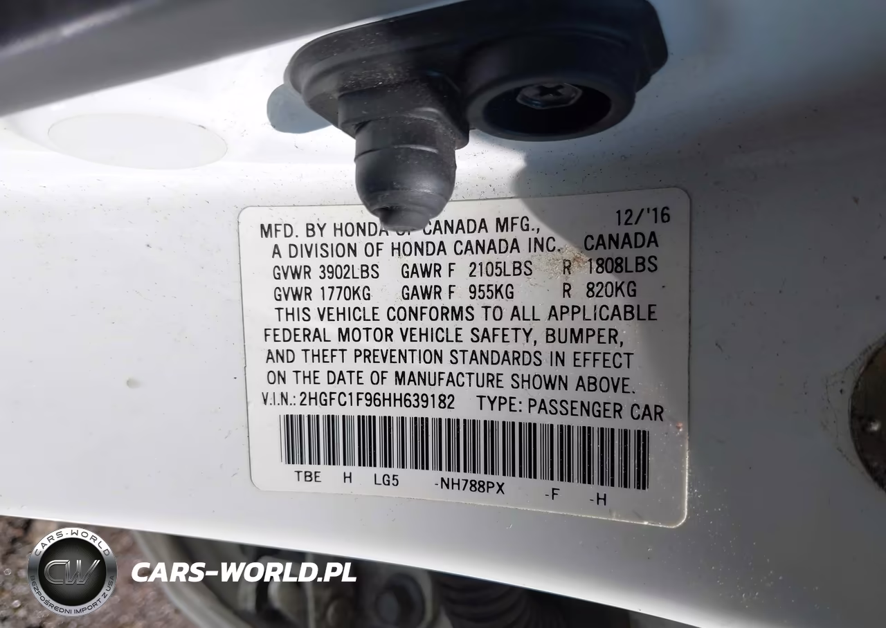 2017 Honda Civic Touring VIN:2HGFC1F96HH639182 - 9