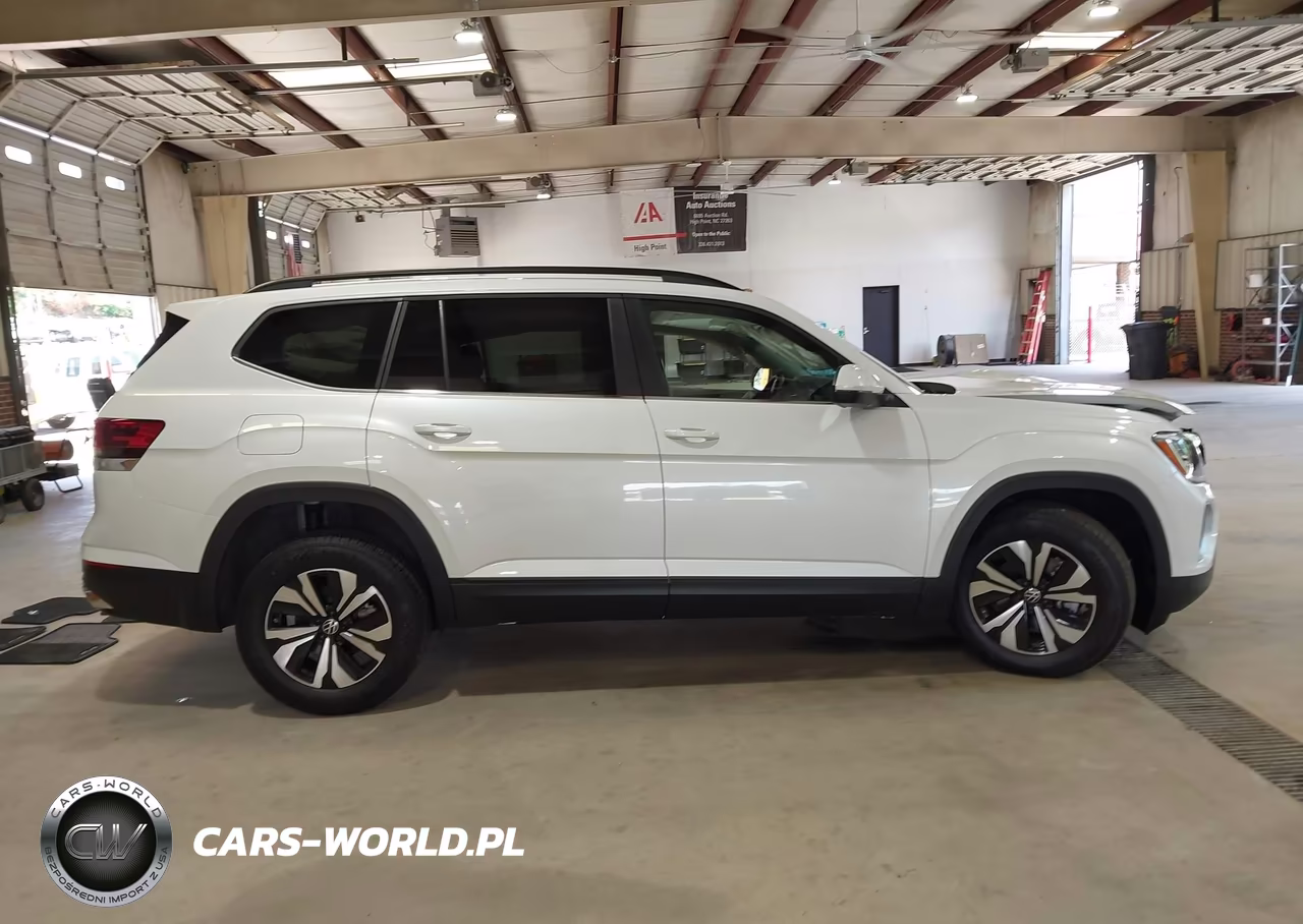 2026 Volkswagen Atlas Se VIN:1V2LN2CAXTC576405 - 13