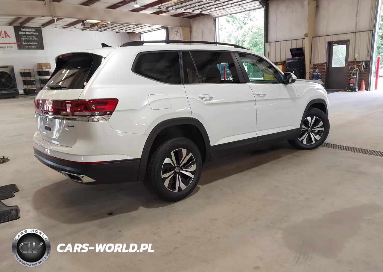 2026 Volkswagen Atlas Se VIN:1V2LN2CAXTC576405 - 4