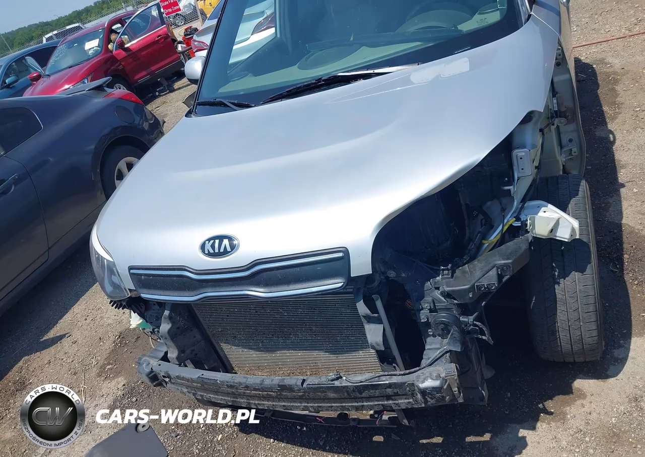 2018 Kia Soul VIN:KNDJN2A22J7602201 - 13