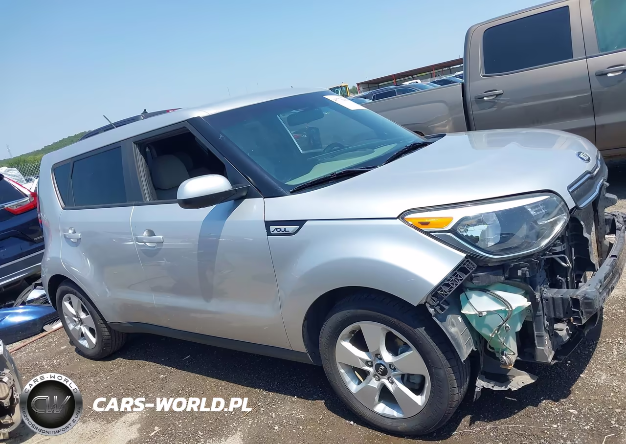 2018 Kia Soul VIN:KNDJN2A22J7602201 - 14