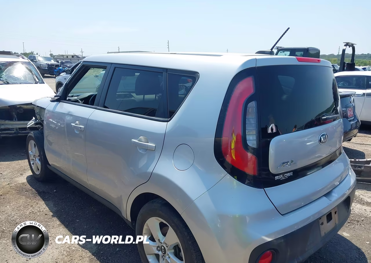 2018 Kia Soul VIN:KNDJN2A22J7602201 - 3