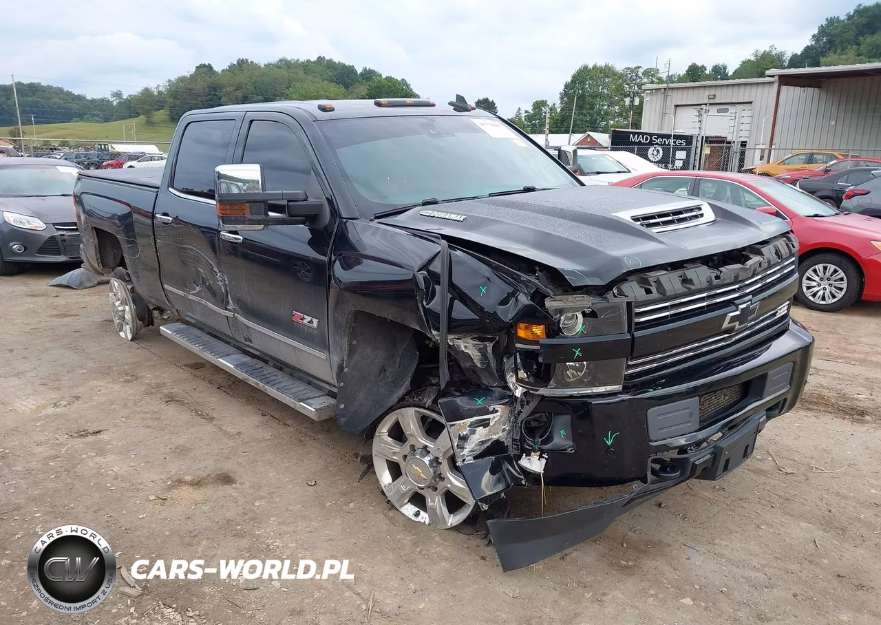 2017 Chevrolet Silverado 2500Hd Ltz – zdjęcie 1 z 17