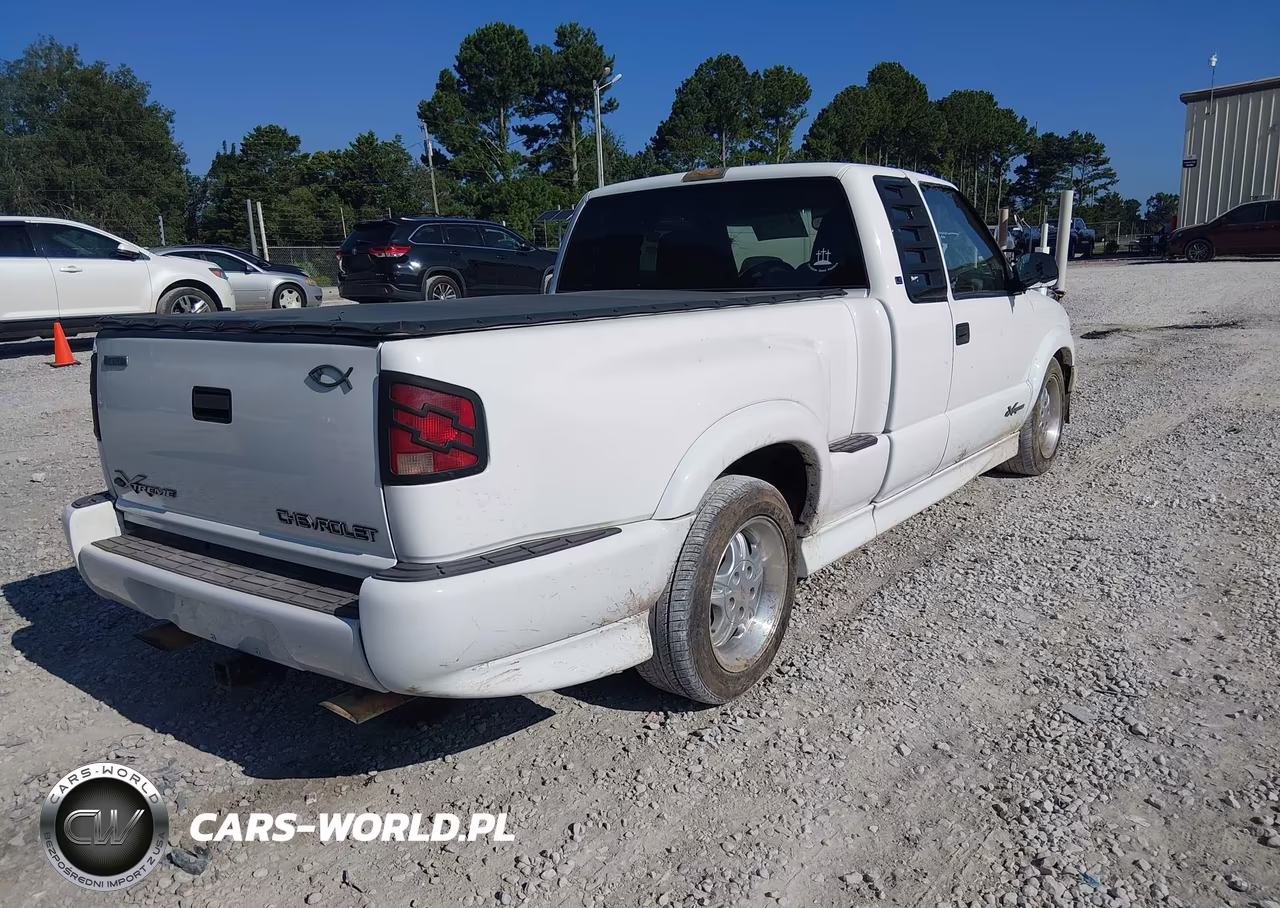 2000 Chevrolet S-10 Ls VIN:1GCCS19W8Y8278775 - 4