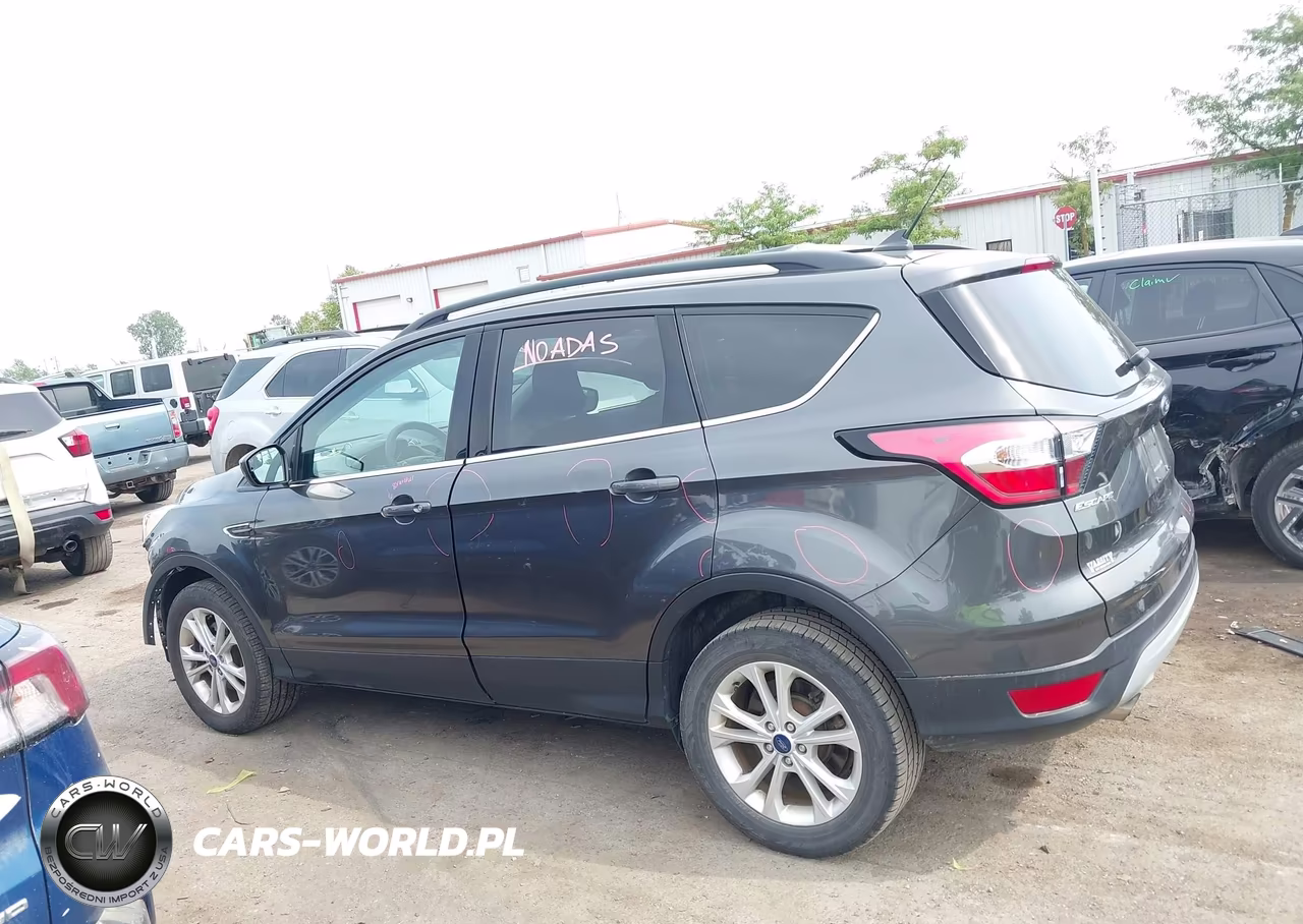 2018 Ford Escape Se VIN:1FMCU9GD0JUC58605 - 15