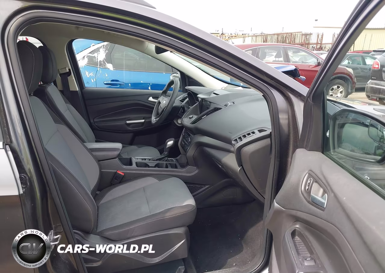 2018 Ford Escape Se VIN:1FMCU9GD0JUC58605 - 5