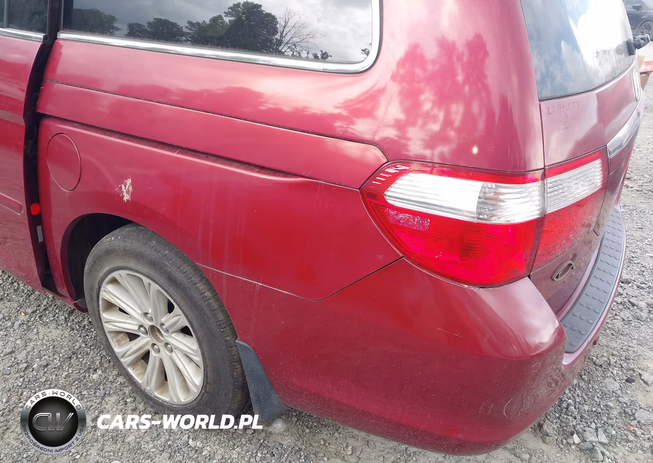 2005 Honda Odyssey Touring VIN:5FNRL38805B112252 - 13