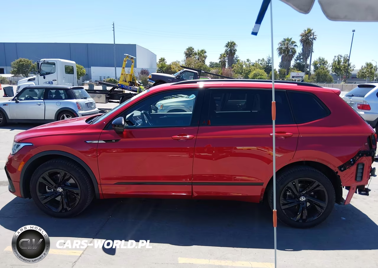 2024 Volkswagen Tiguan 2.0T Se R-Line Black VIN:3VVCB7AX9RM227307 - 15