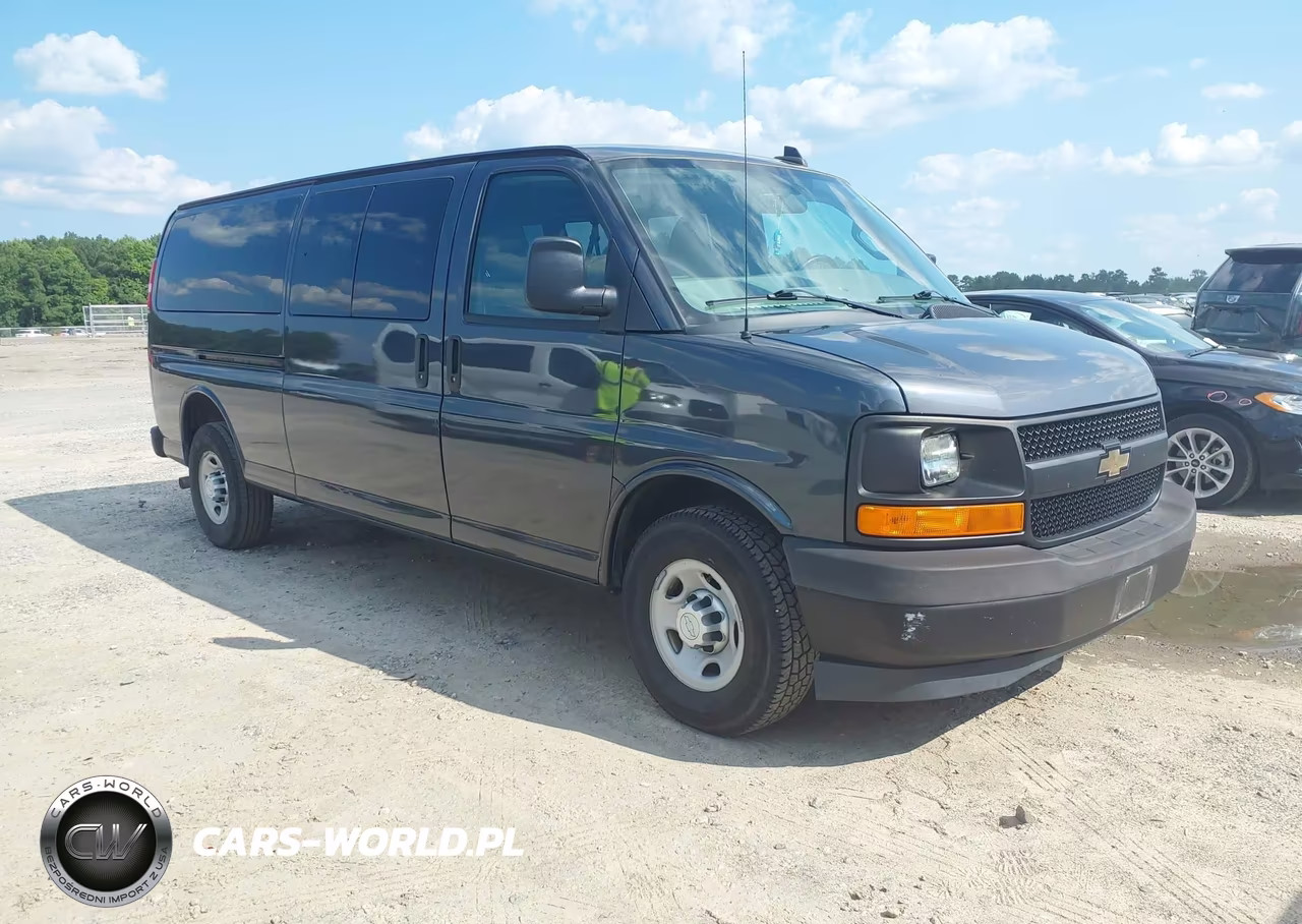 2017 Chevrolet Express 3500 Ls VIN:1GAZGNFG6H1293065 - 1