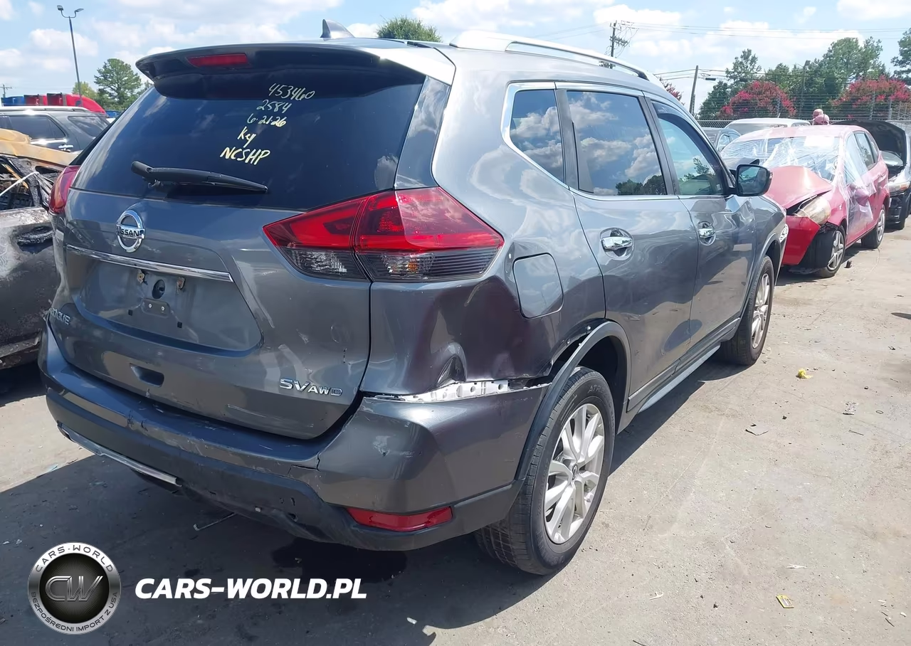 2018 Nissan Rogue Sv VIN:5N1AT2MV9JC702584 - 4