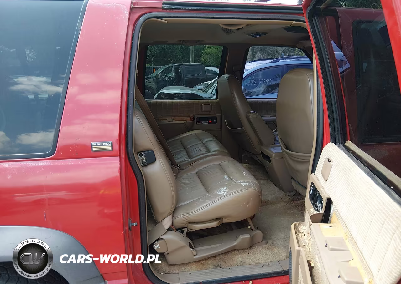 1994 Chevrolet Suburban K1500 VIN:1GNFK16K4RJ414111 - 8
