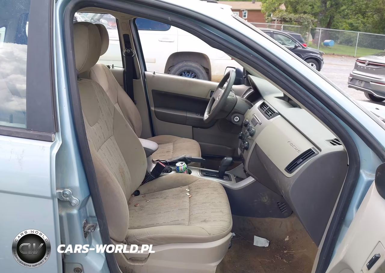2008 Ford Focus Se VIN:1FAHP35N58W170664 - 5
