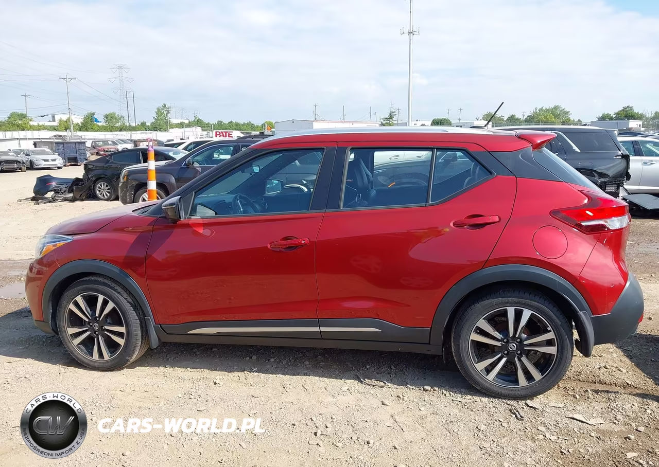 2018 Nissan Kicks Sr VIN:3N1CP5CU5JL514213 - 14