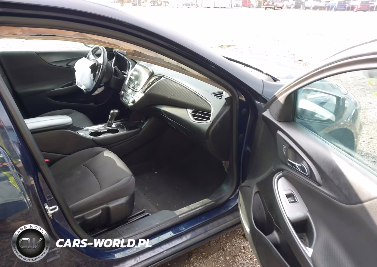 2018 Chevrolet Malibu Lt VIN:1G1ZD5ST9JF249937 - 5