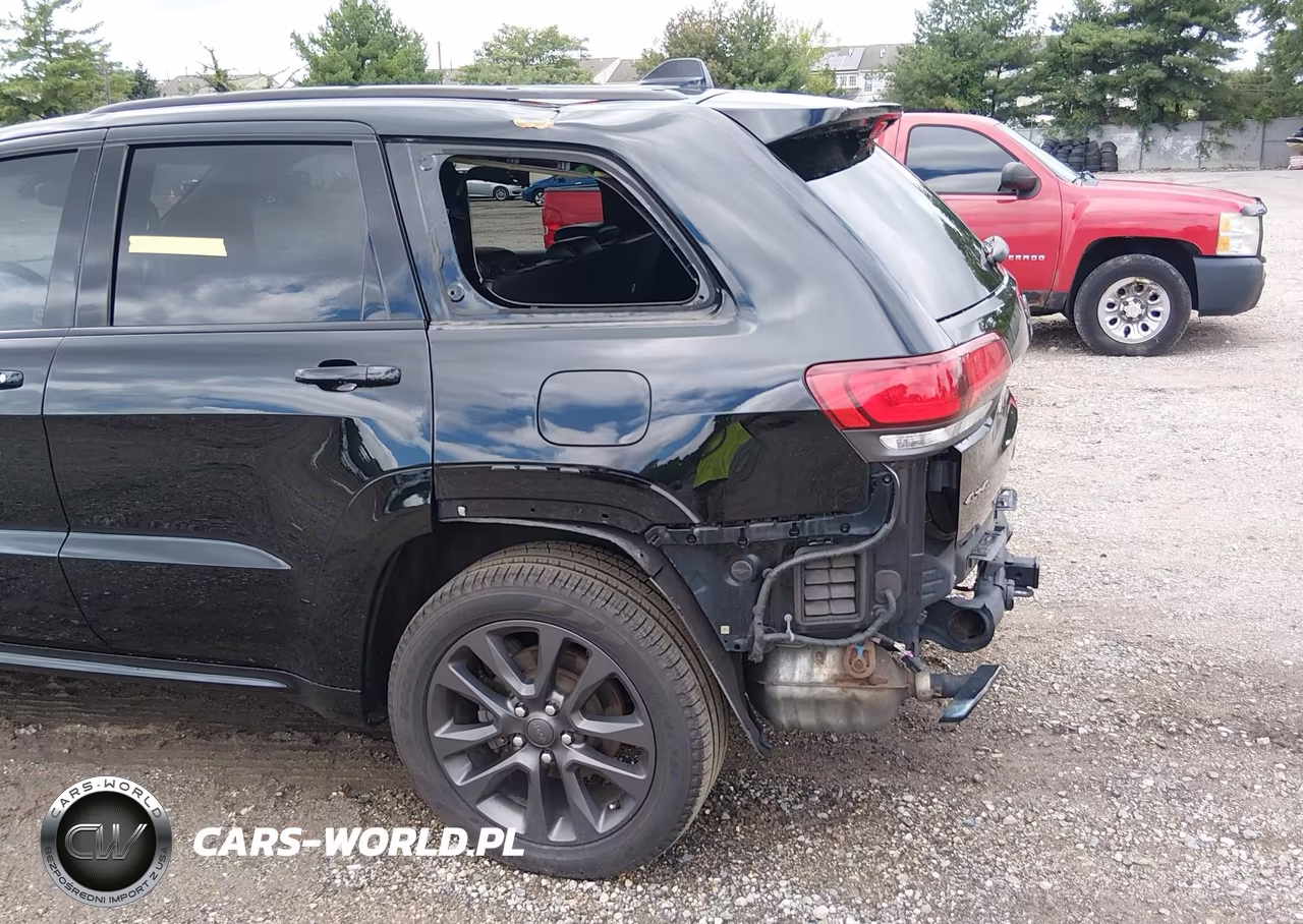 2019 Jeep Grand Cherokee High Altitude 4X4 VIN:1C4RJFCG9KC804623 - 17